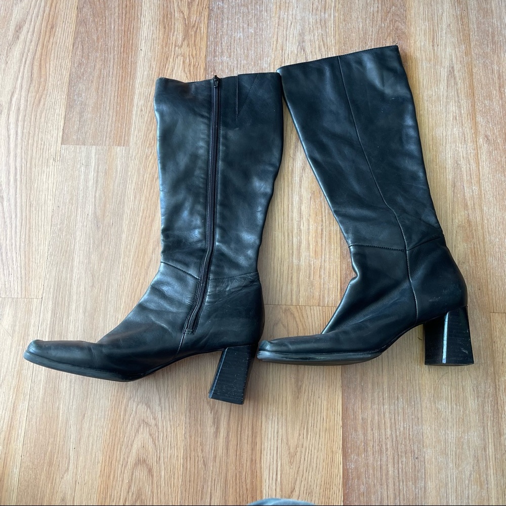 Nine West Black Leather Upper Heeled Zipper Boots